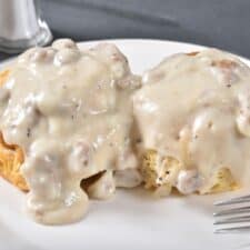Easy Sausage Gravy Recipe