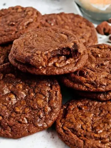 FUDGE BROWNIE COOKIES