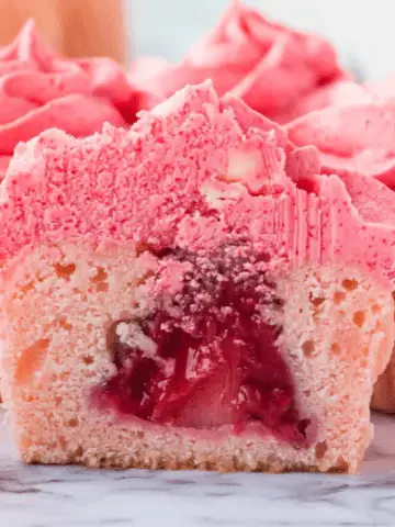 Strawberry-filled Cupcakes Recipe