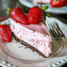 Frozen Strawberry Cheesecake Recipe