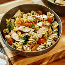Chicken Ranch Pasta Salad Recipe