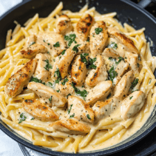 Creamy Garlic Chicken Pasta Recipe