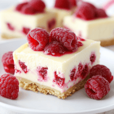 White Chocolate Raspberry Cheesecake Bars Recipe