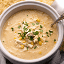 Easy Crockpot White Chicken Chili Recipe
