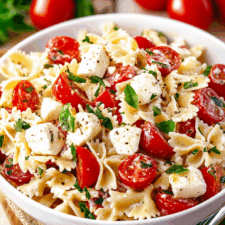 Creamy Caprese Pasta Salad Recipe